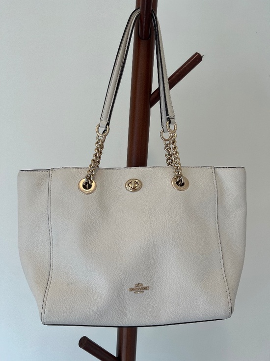 Coach Handbags - Coach White Pebbled Leather Turnlock Chain Tote 27 Shoulder Bag